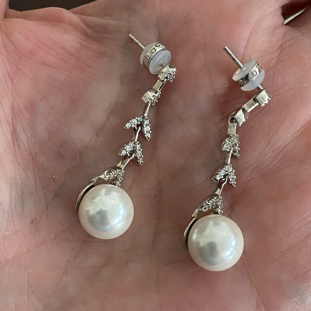 Pearl Rhinestone Drop Earrings NEW - Picture 3 of 3